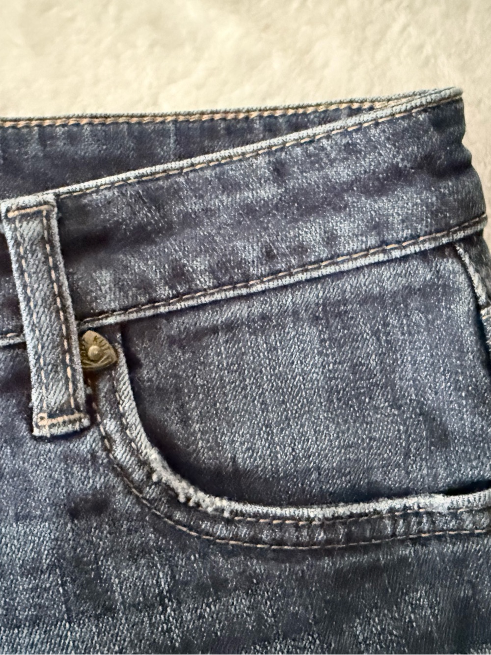 Kut From The Kloth Gidget Frey Denim Shorts 6 - Picture 3 of 11